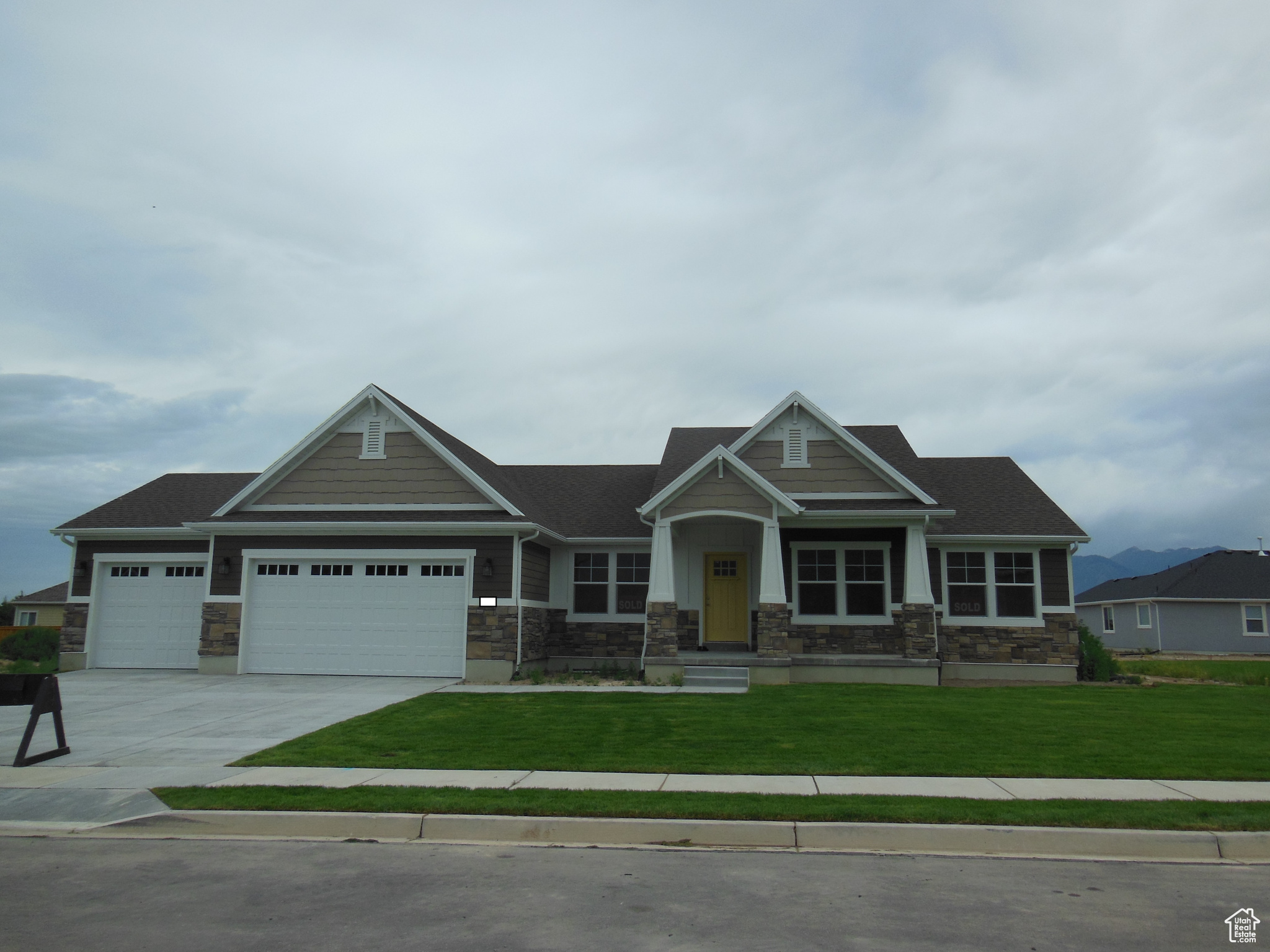 MAKIN DREAMS - Residential