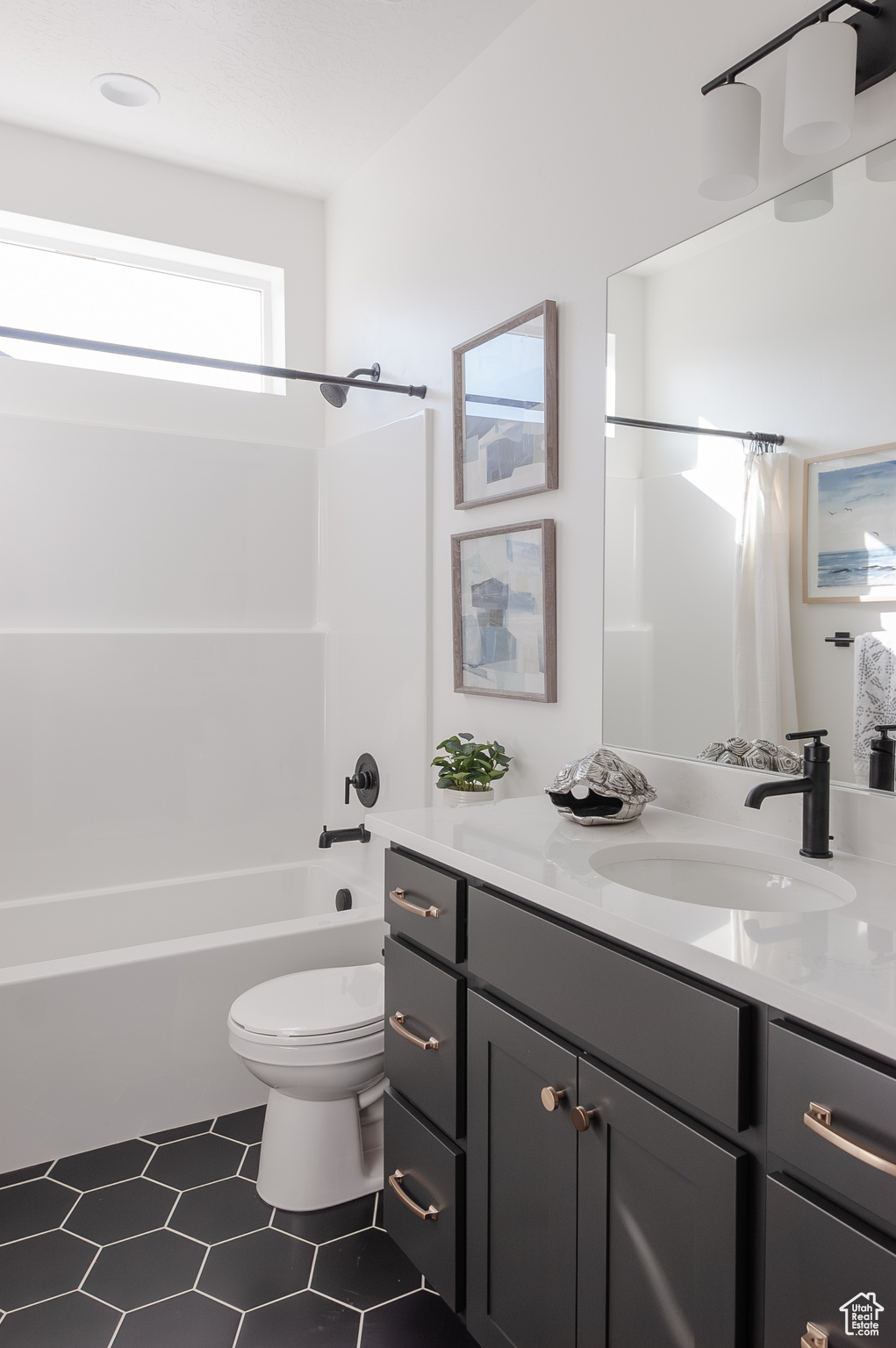 MAKIN DREAMS - Residential