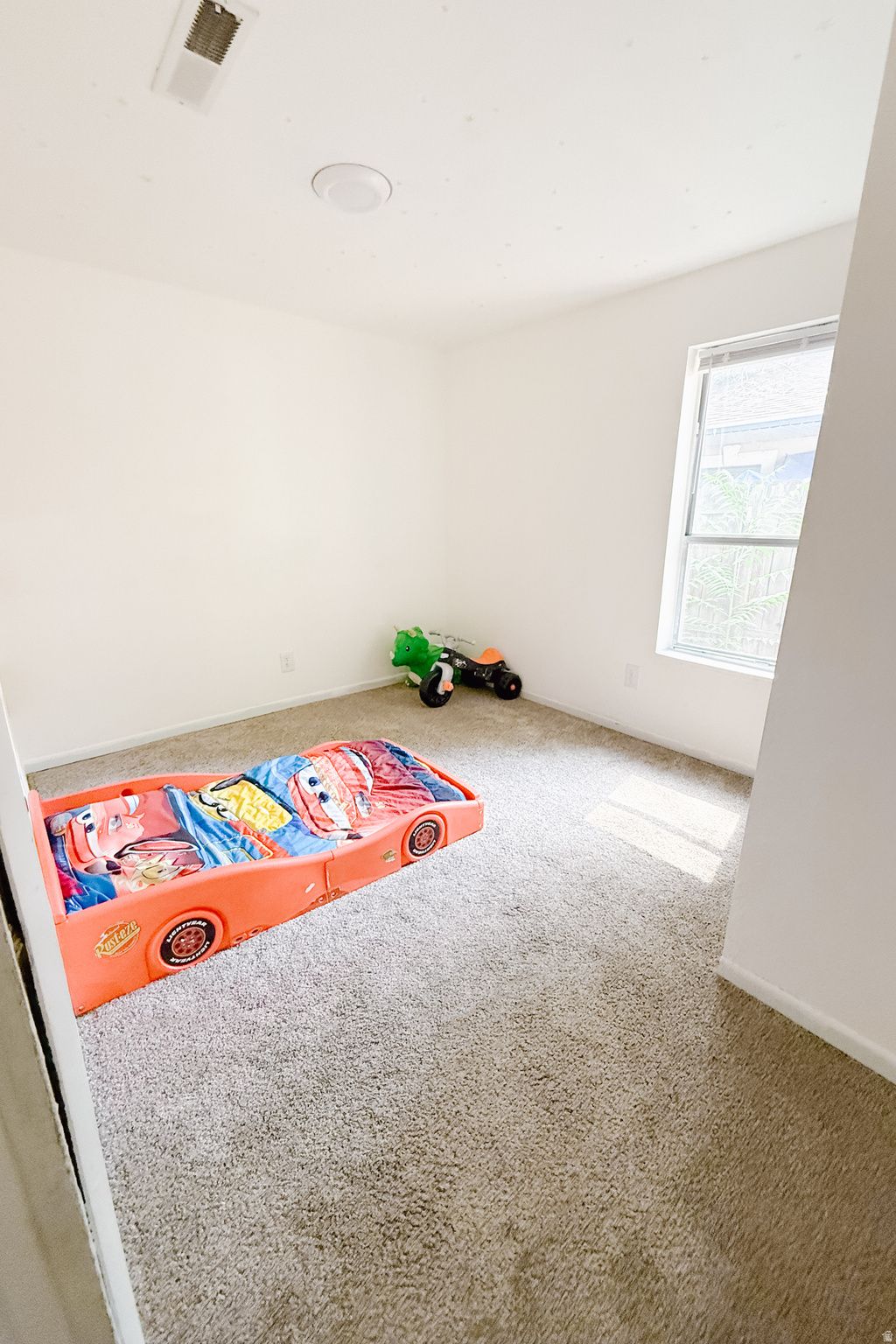 Photo of 311 W CENTER ST, Springville, UT 84663 (MLS # 2131810)