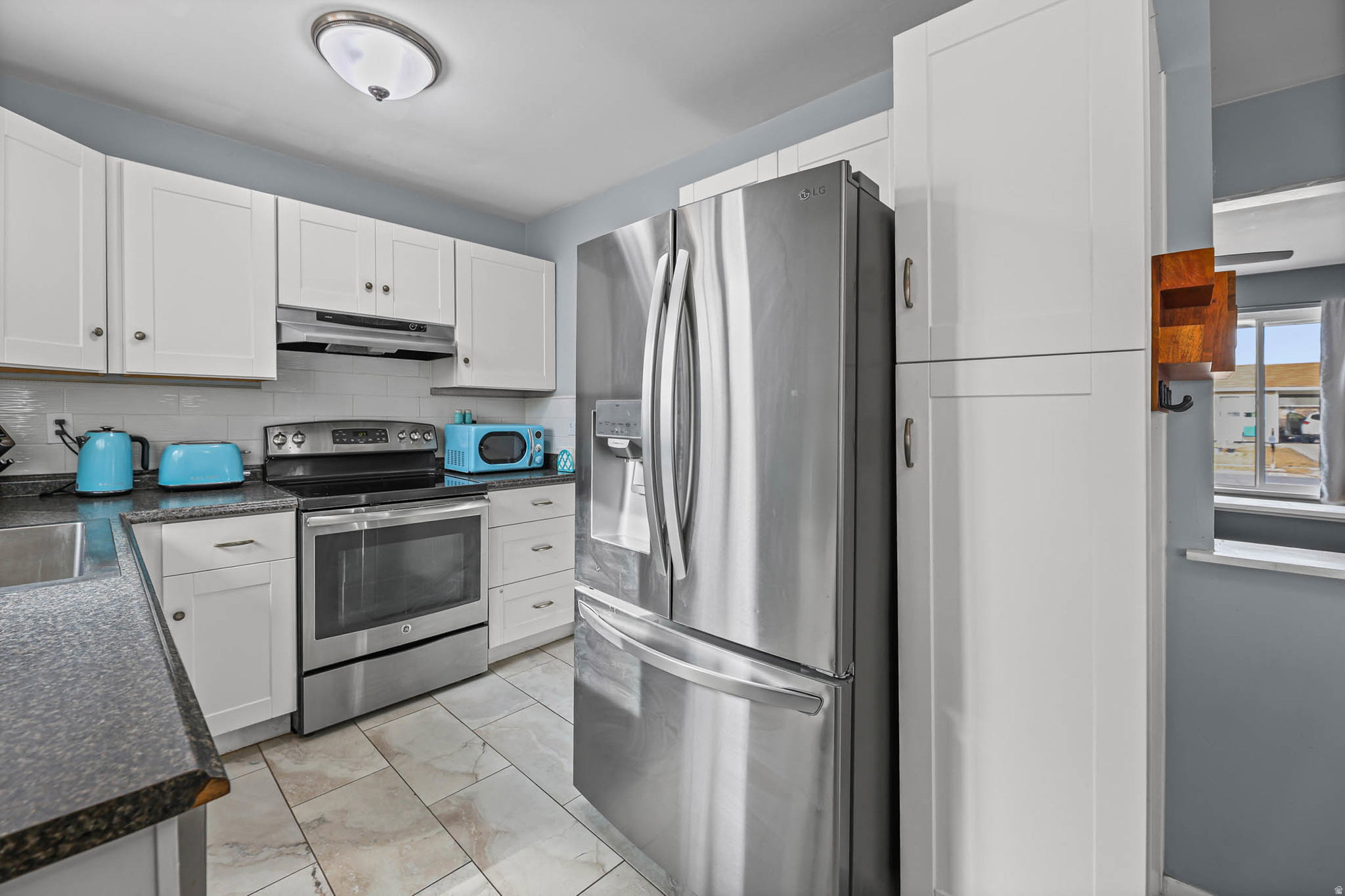 MISTY HILLS - Residential