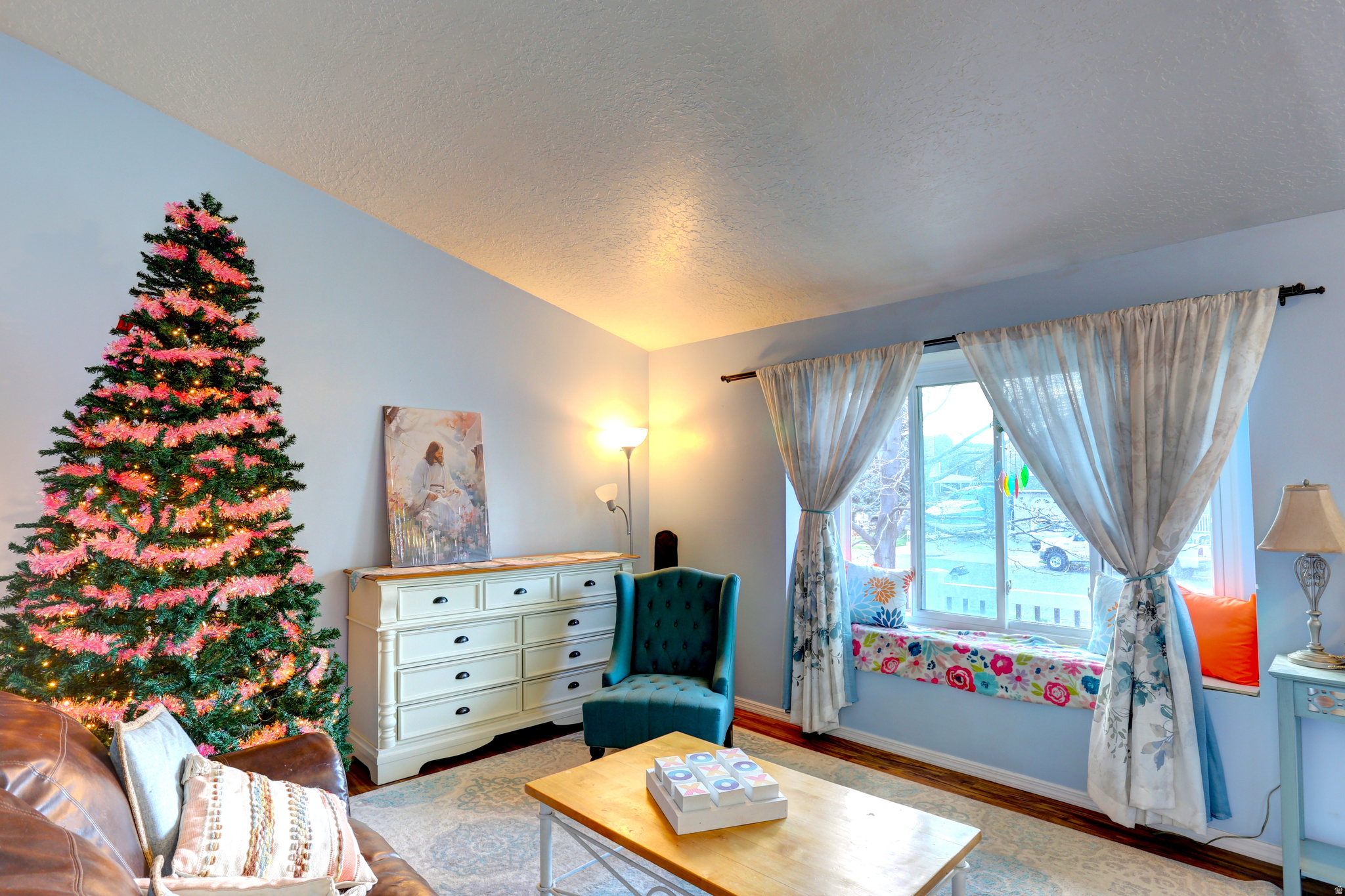 HIDDEN HOLLOW - Residential