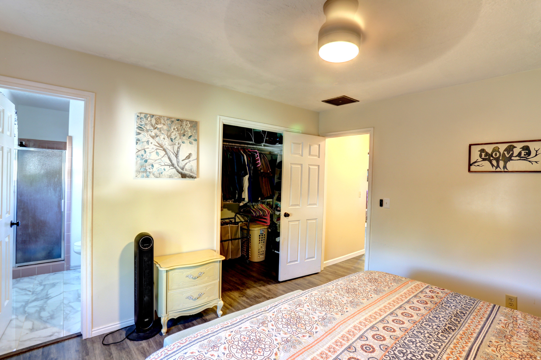 HIDDEN HOLLOW - Residential