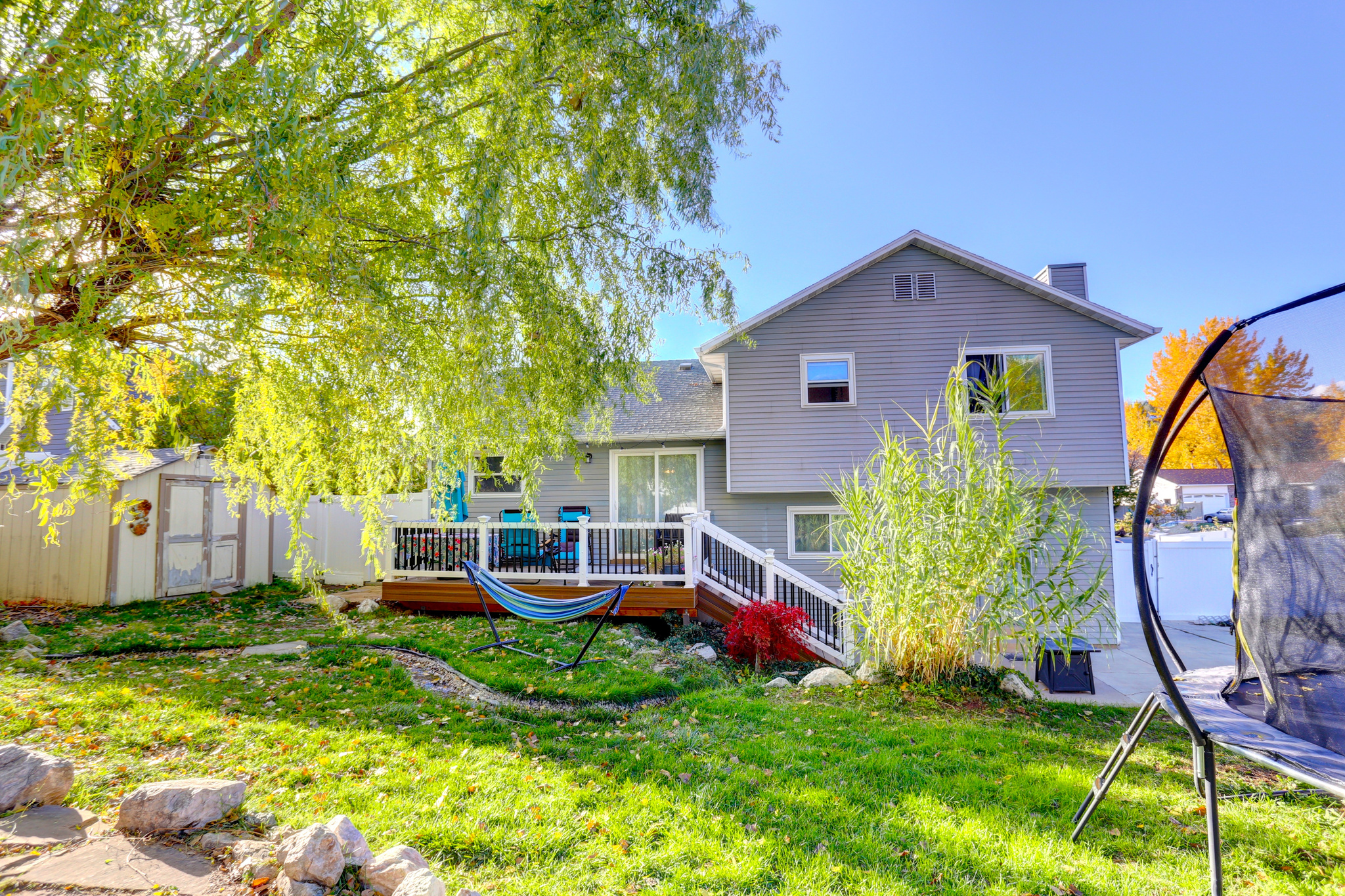 HIDDEN HOLLOW - Residential