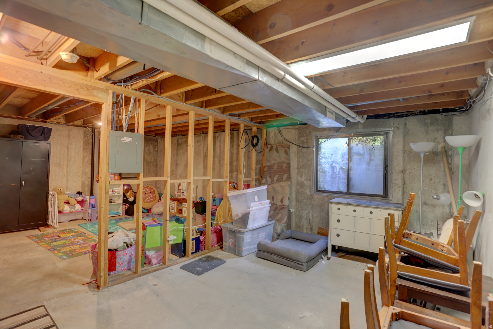 HIDDEN HOLLOW - Residential