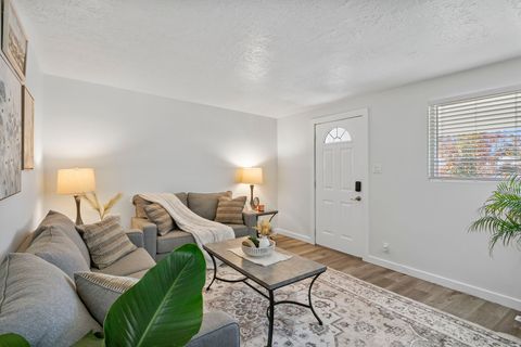 Tiny photo for 10165 S ZINNIA WAY, Sandy, UT 84094 (MLS # 2120916)
