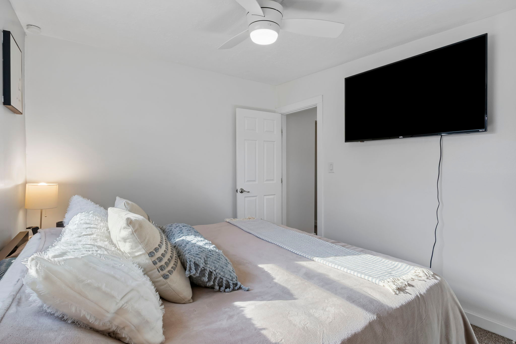 WHITE CITY - Residential