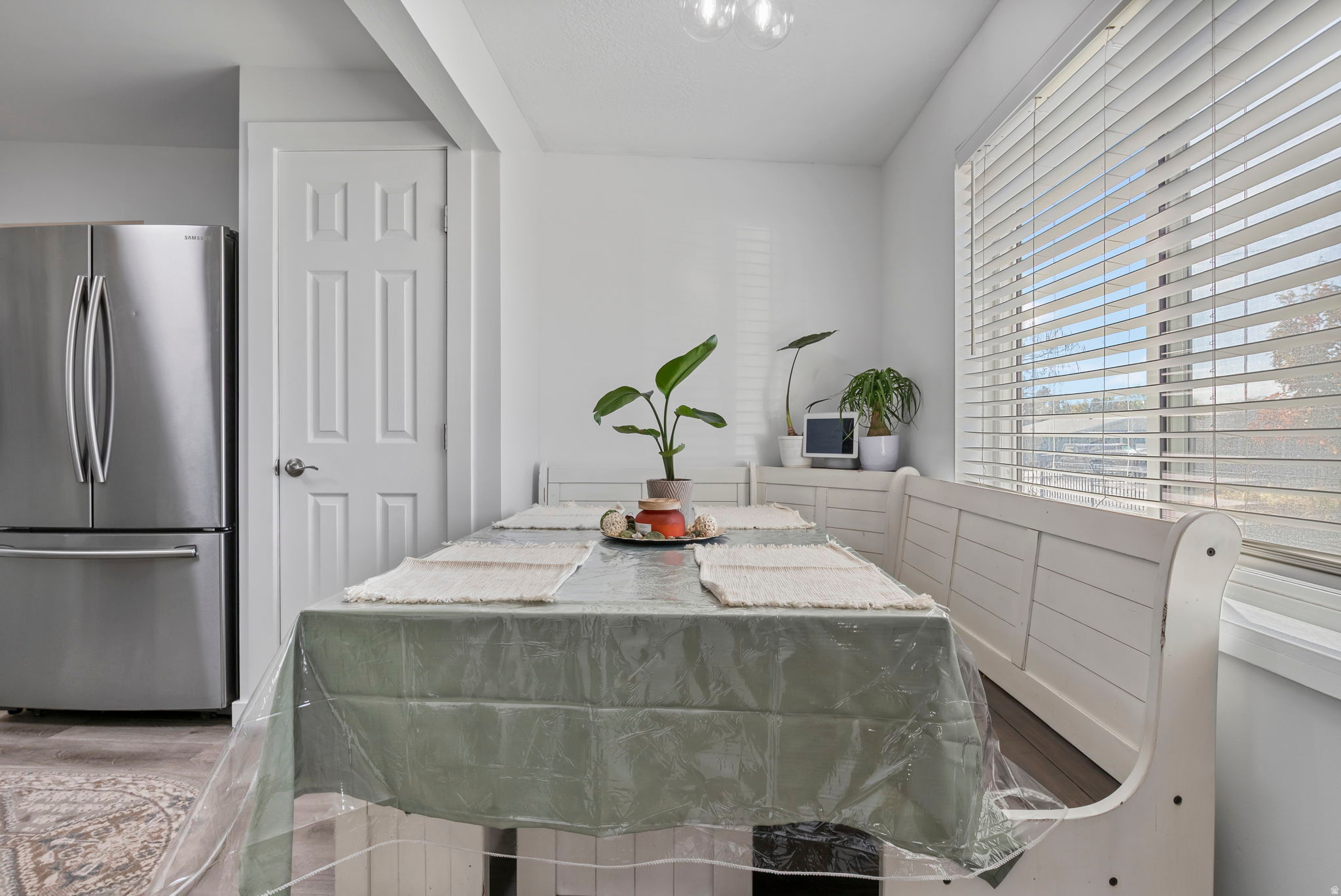 WHITE CITY - Residential