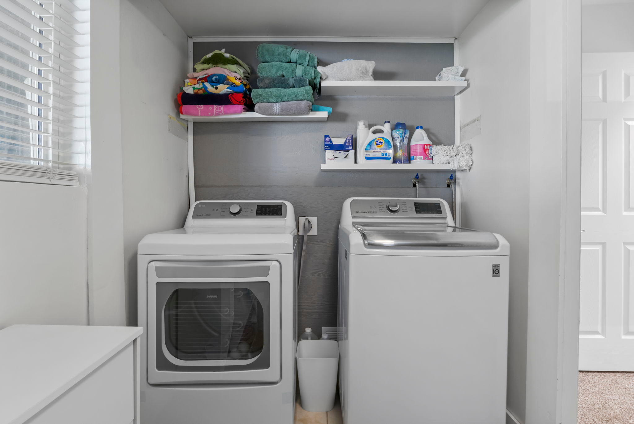 WHITE CITY - Residential