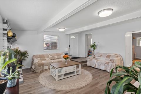 Tiny photo for 10165 S ZINNIA WAY, Sandy, UT 84094 (MLS # 2120916)