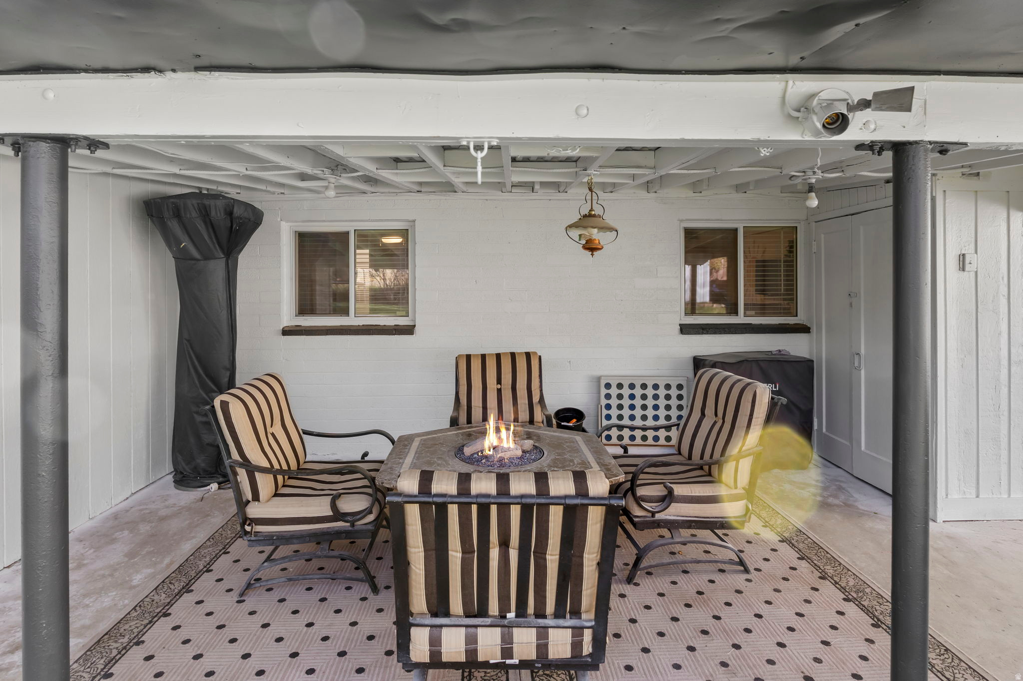 WHITE CITY - Residential