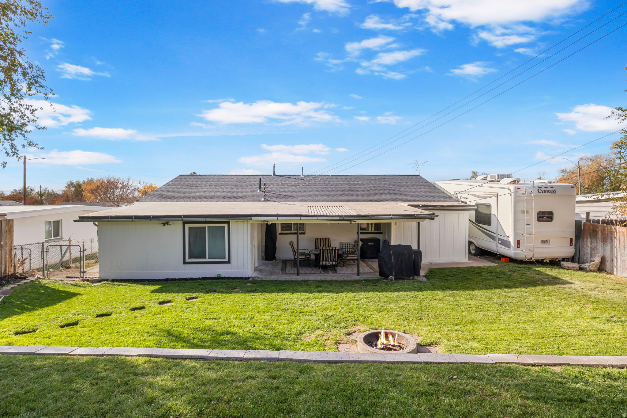 WHITE CITY - Residential