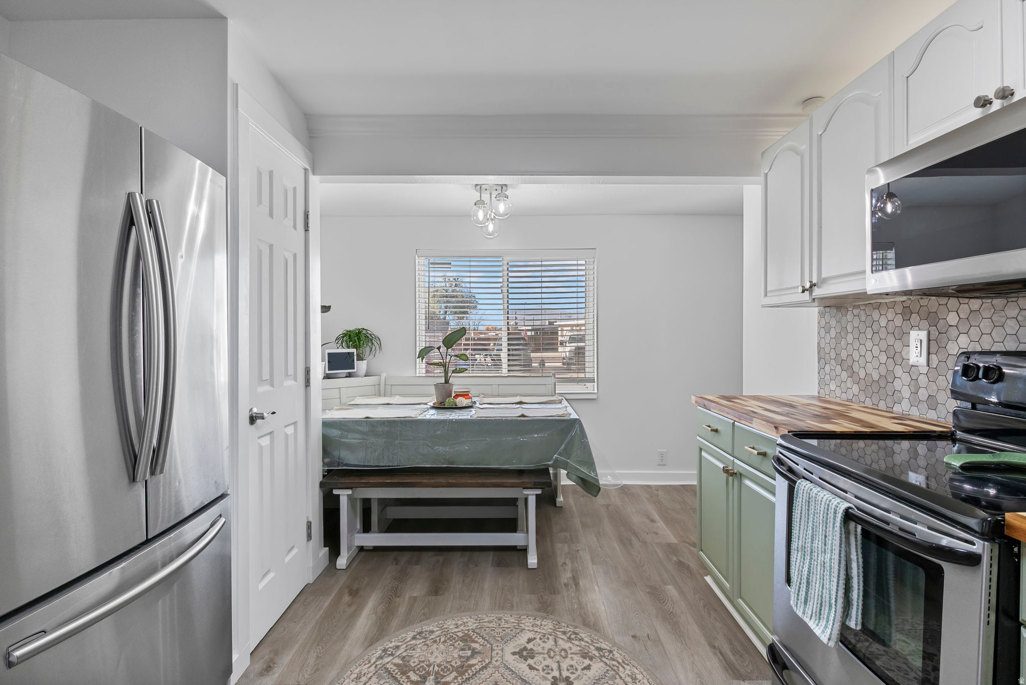 WHITE CITY - Residential