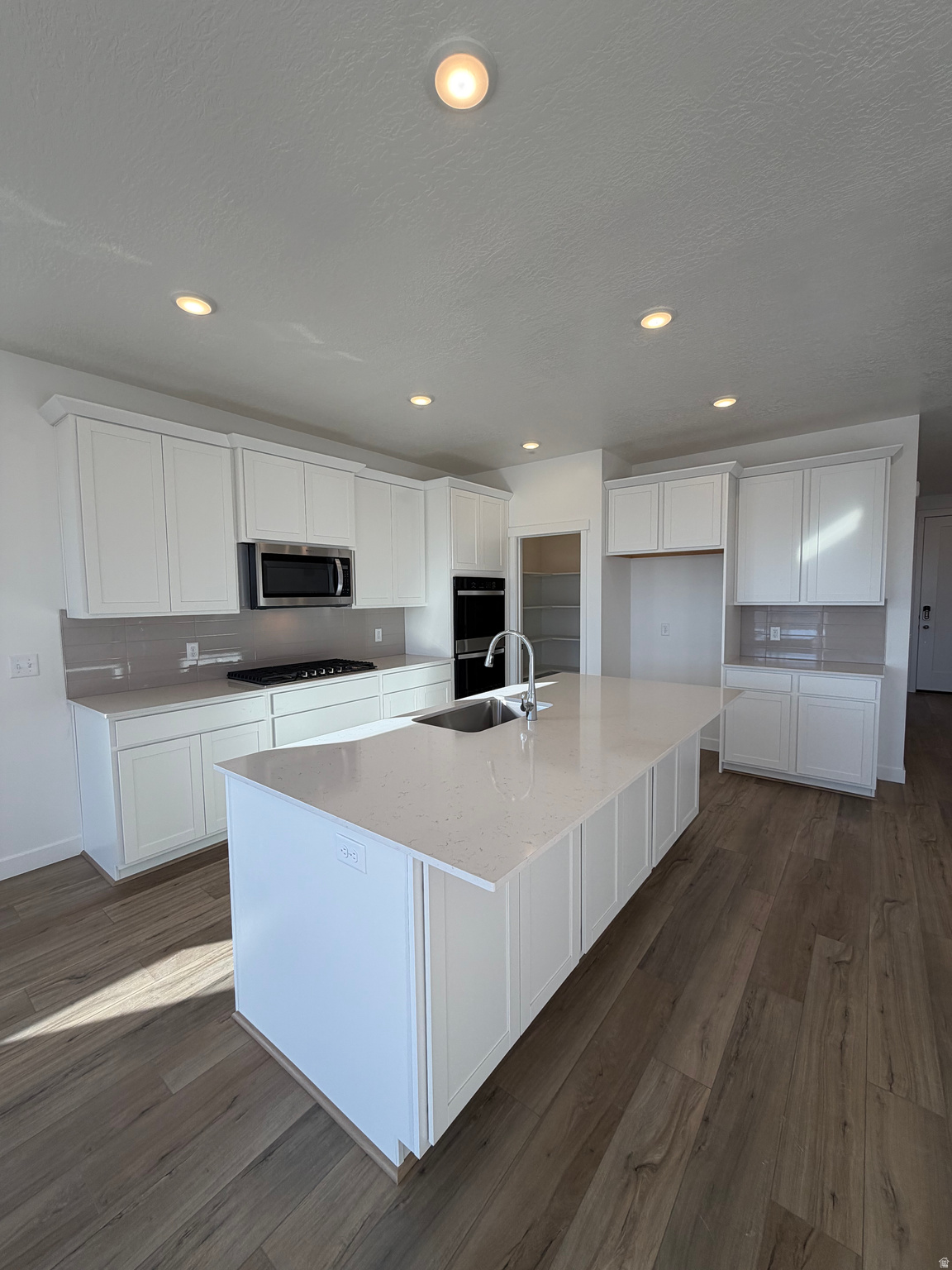 RESERVE AT PINNACLES AT EAGLE MOUNTAIN - Residential