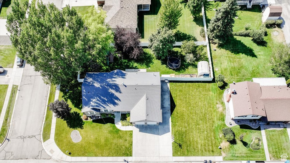 690 S 1st E, Preston, Idaho image 2