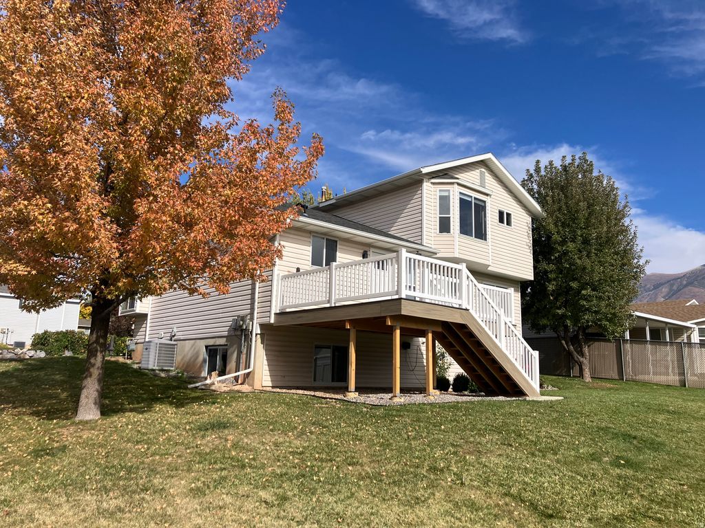 Photo of 1110 E 1100 N, Layton, UT 84040 (MLS # 2157454)