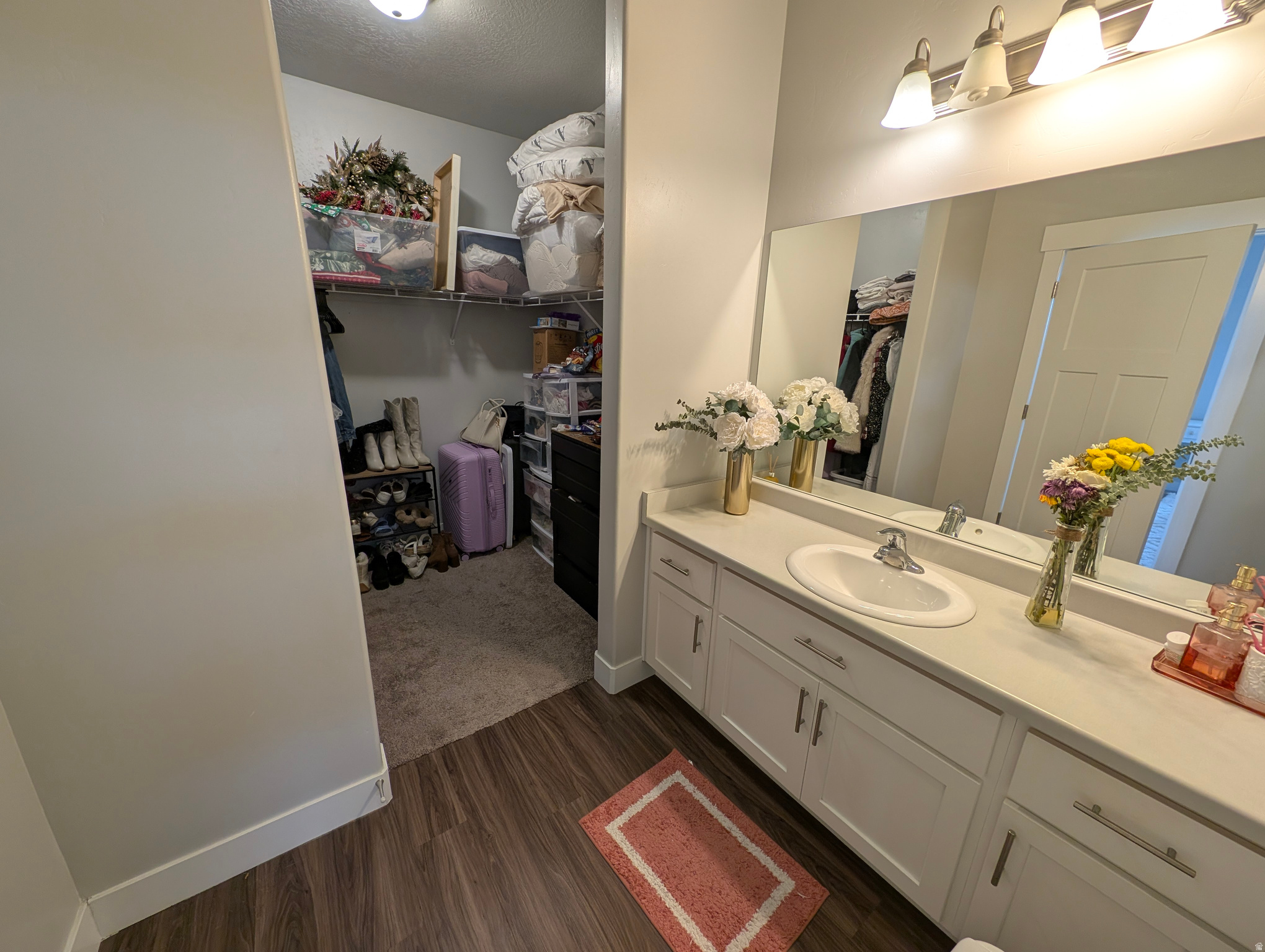 THE EXCHANGE - Residential