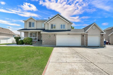 Tiny photo for 3647 W 6050 S, Roy, UT 84067 (MLS # 2178492)
