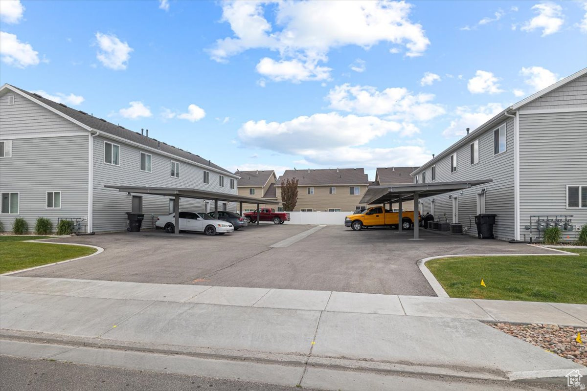 RIVER VALLEY 4 PLEX - Residential