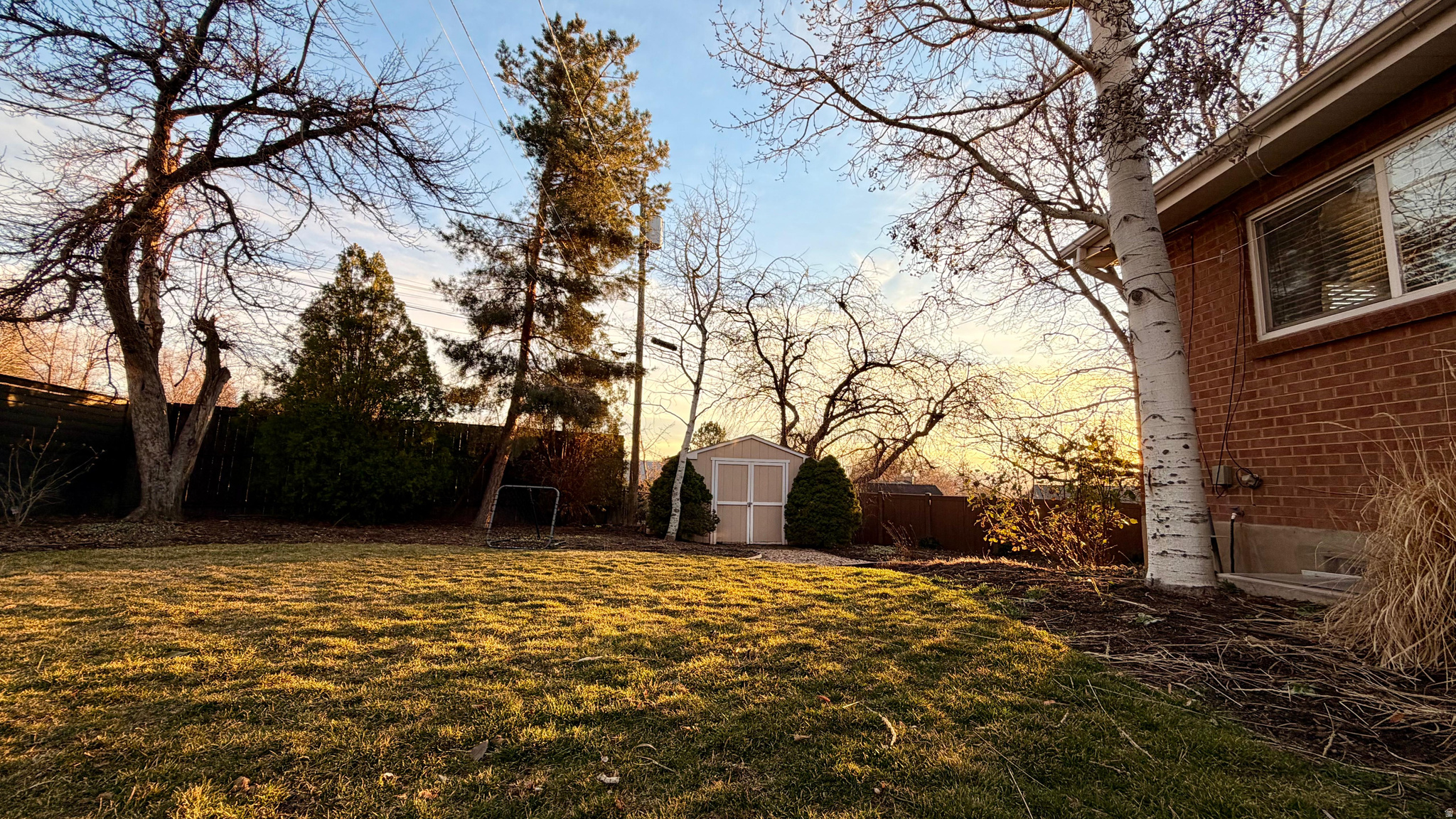 BRENTWOOD SUB - Residential