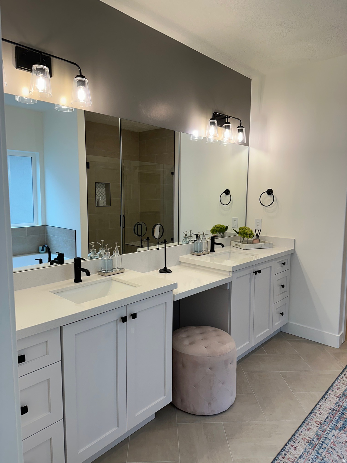 STARHAVEN VILLAS - Residential