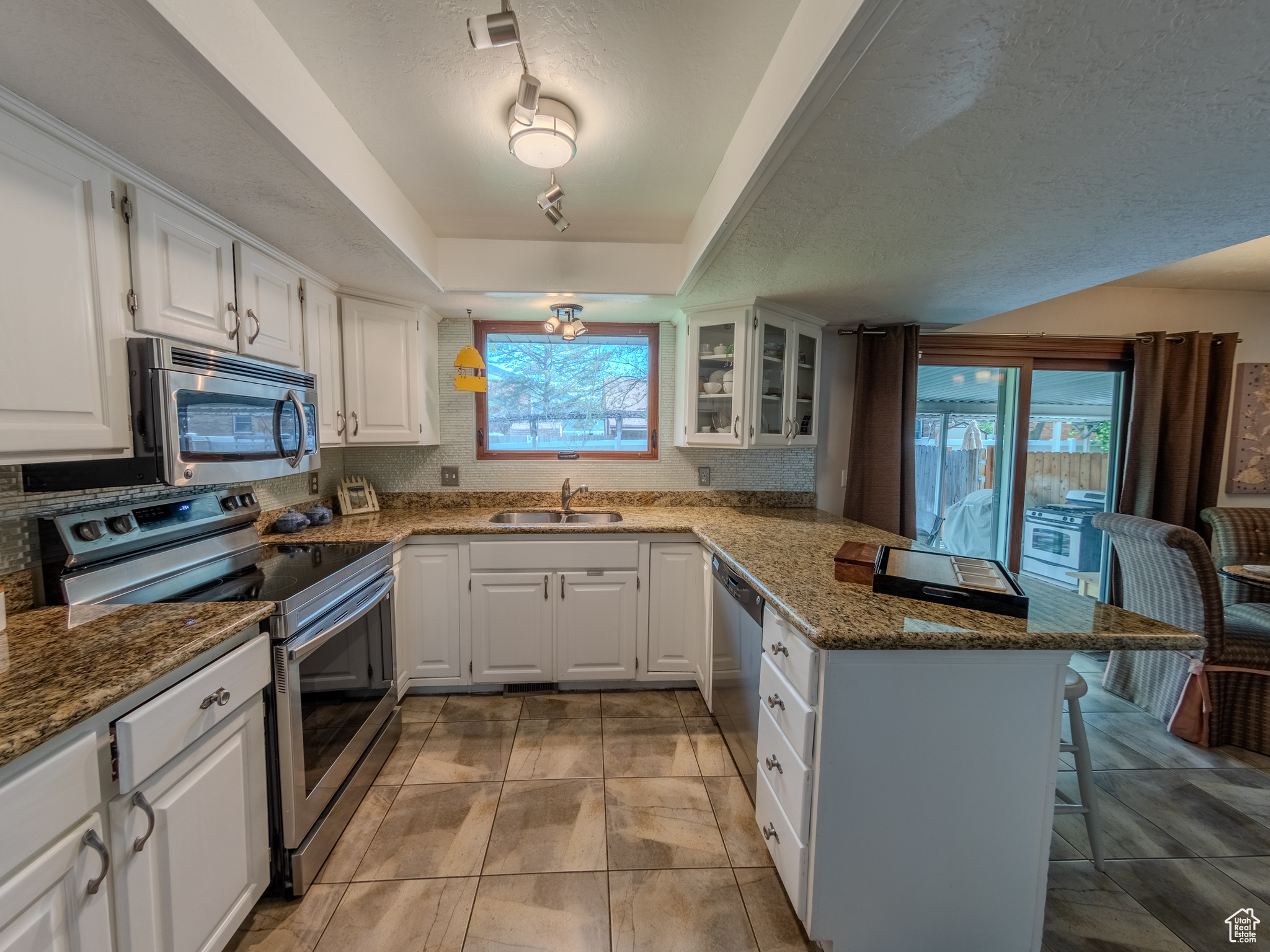 1612 E Hidden Valley Rd, Sandy, Utah image 14
