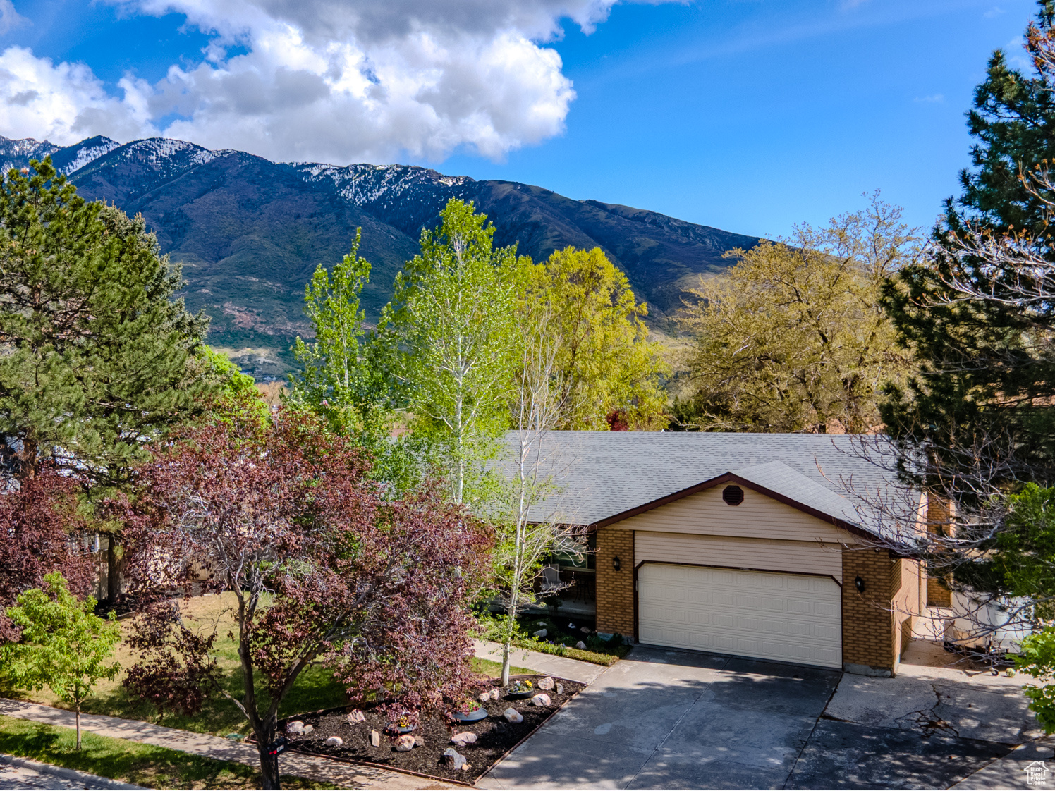 1612 E Hidden Valley Rd, Sandy, Utah image 3