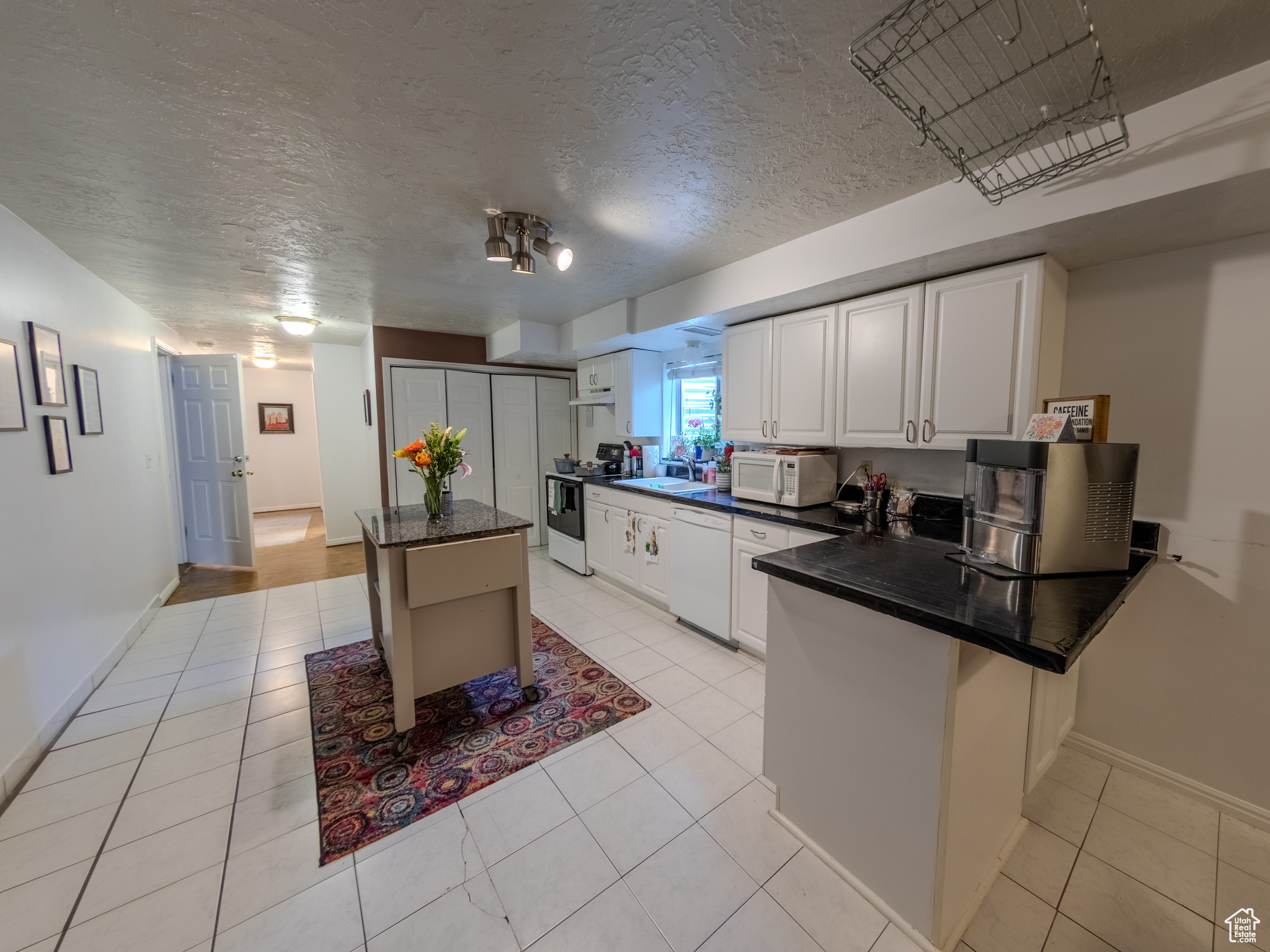 1612 E Hidden Valley Rd, Sandy, Utah image 32