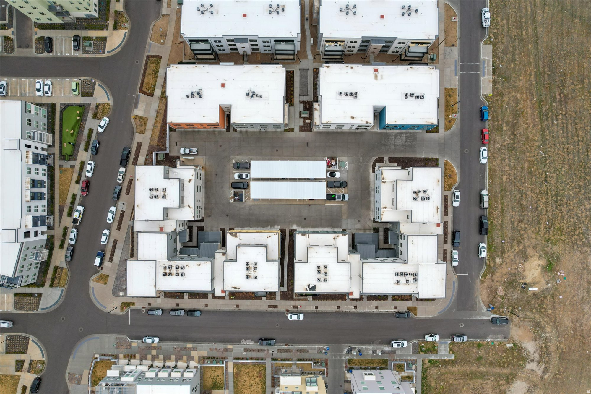 DAYBREAK - Residential