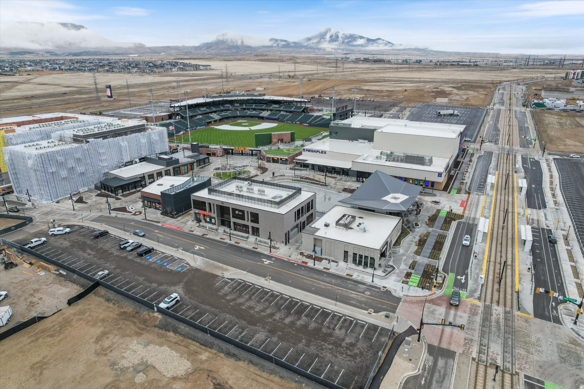 DAYBREAK - Residential