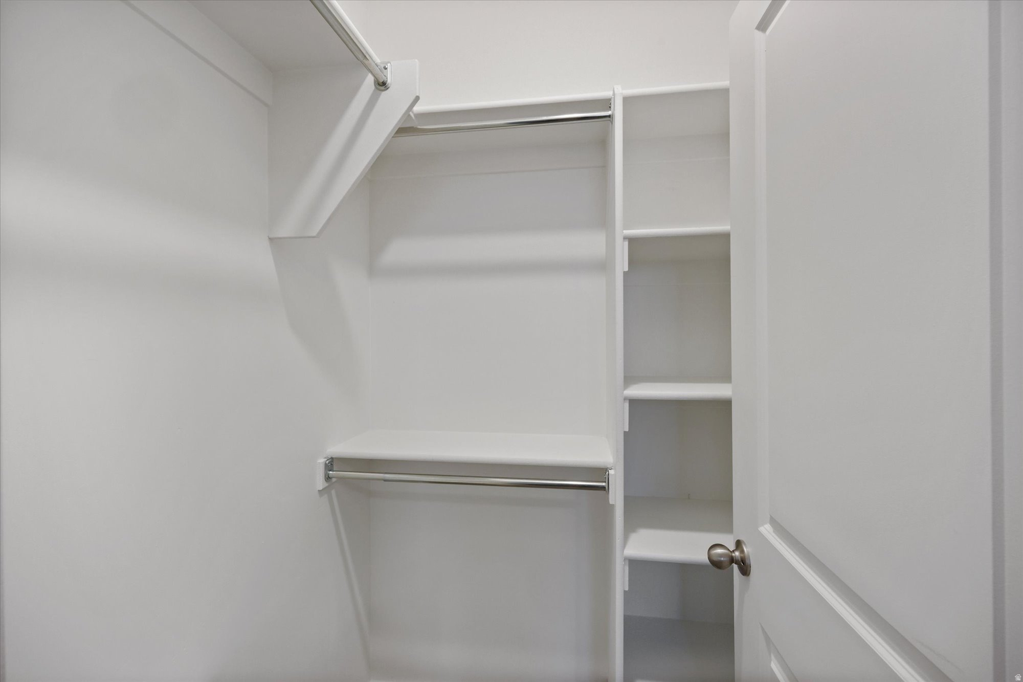 DAYBREAK - Residential