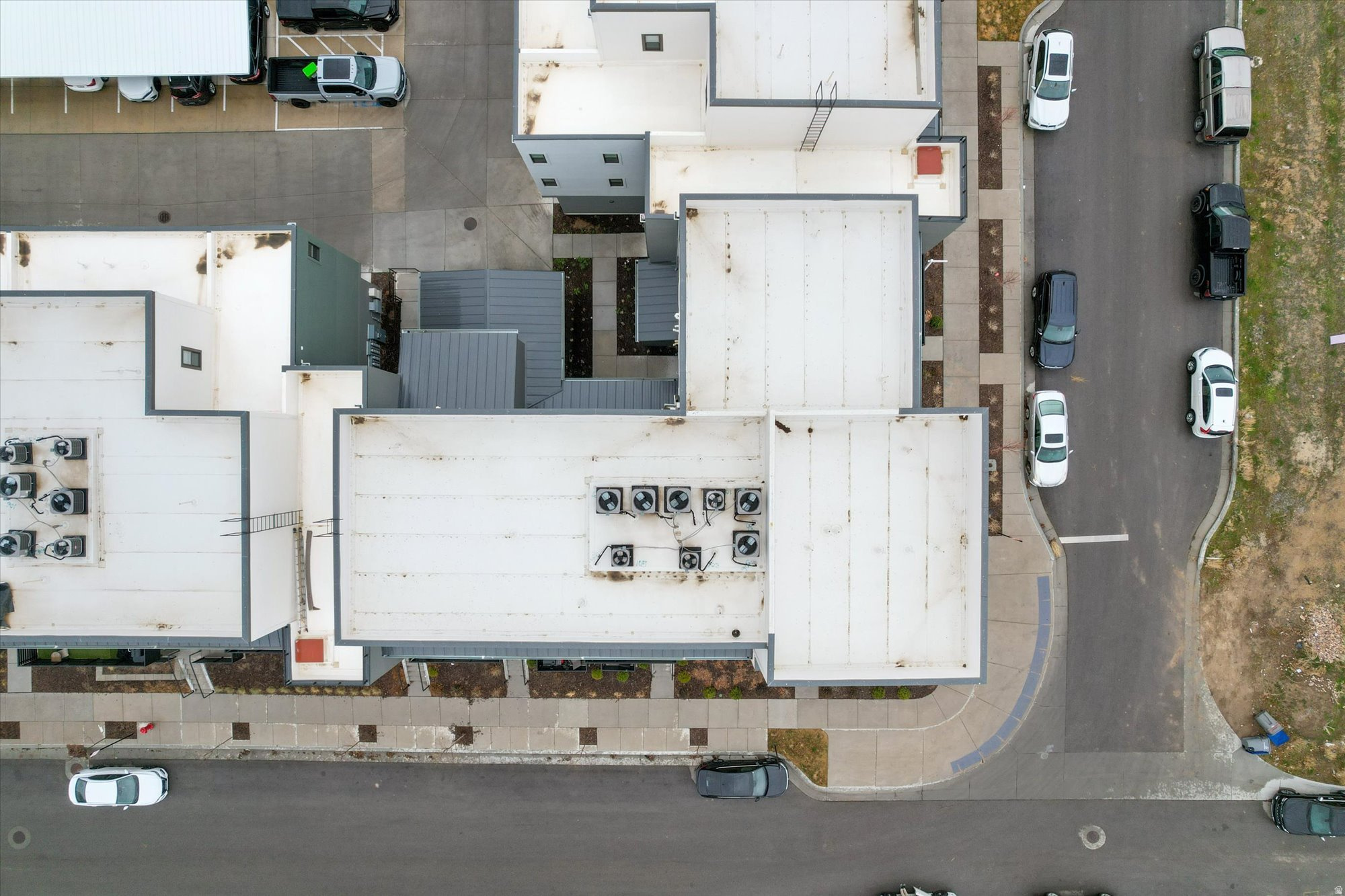 DAYBREAK - Residential