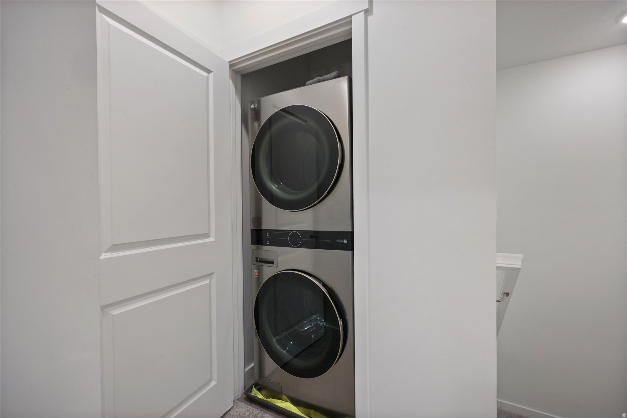 DAYBREAK - Residential