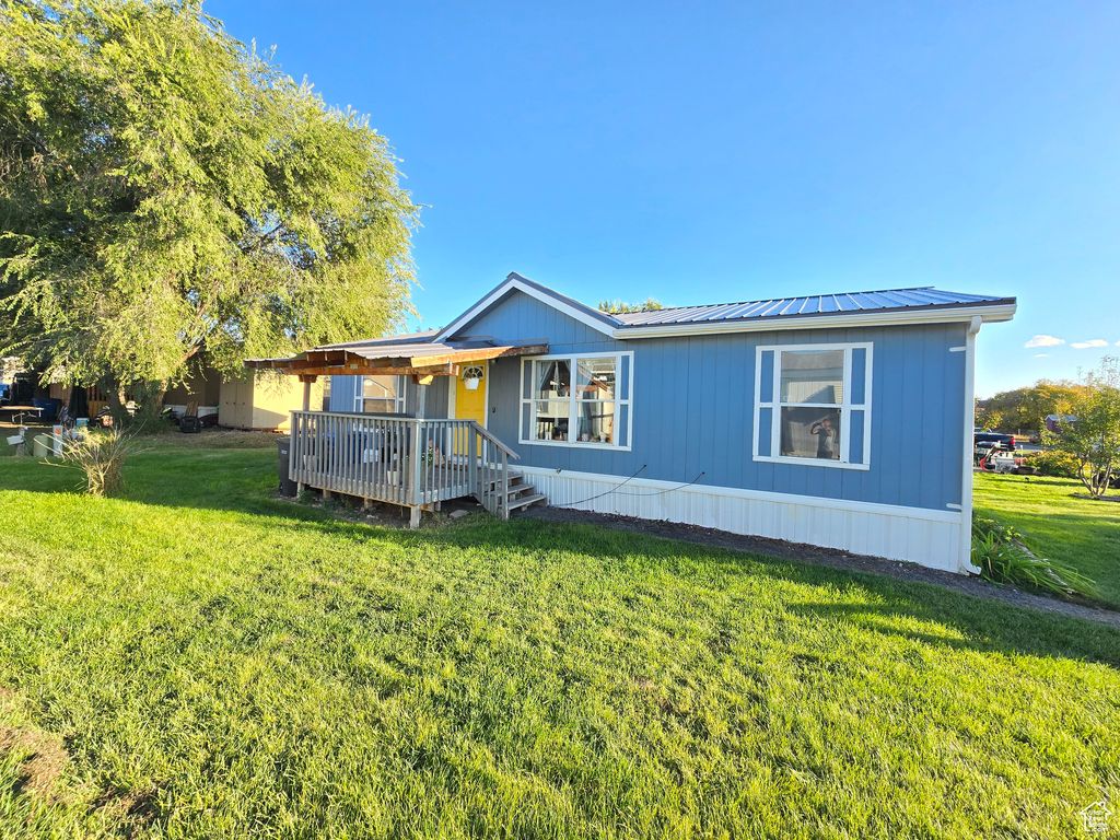Photo of 440 N 710 W, Logan, UT 84321 (MLS # 2116790)