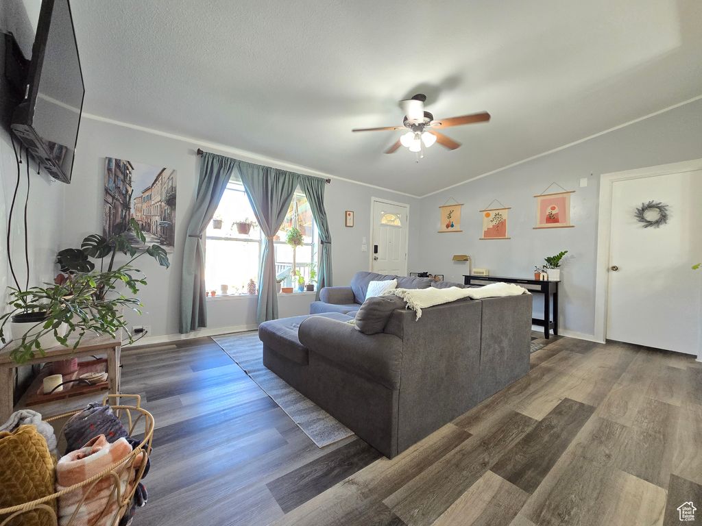 Photo of 440 N 710 W, Logan, UT 84321 (MLS # 2116790)