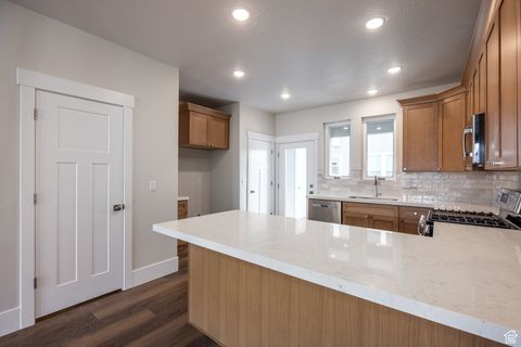 Tiny photo for 2743 E 1060 S, Spanish Fork, UT 84660 (MLS # 2119536)
