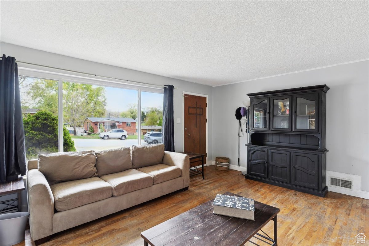 968 Bel Mar Dr, Ogden, Utah image 4