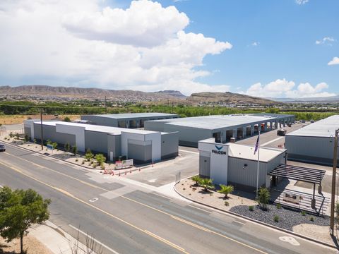 Tiny photo for 24 E INDUSTRIAL DR #G, Washington, UT 84780 (MLS # 2154821)