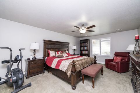 Tiny photo for 1281 S GRACE WAY, Layton, UT 84041 (MLS # 2126331)