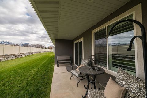 Tiny photo for 1281 S GRACE WAY, Layton, UT 84041 (MLS # 2126331)