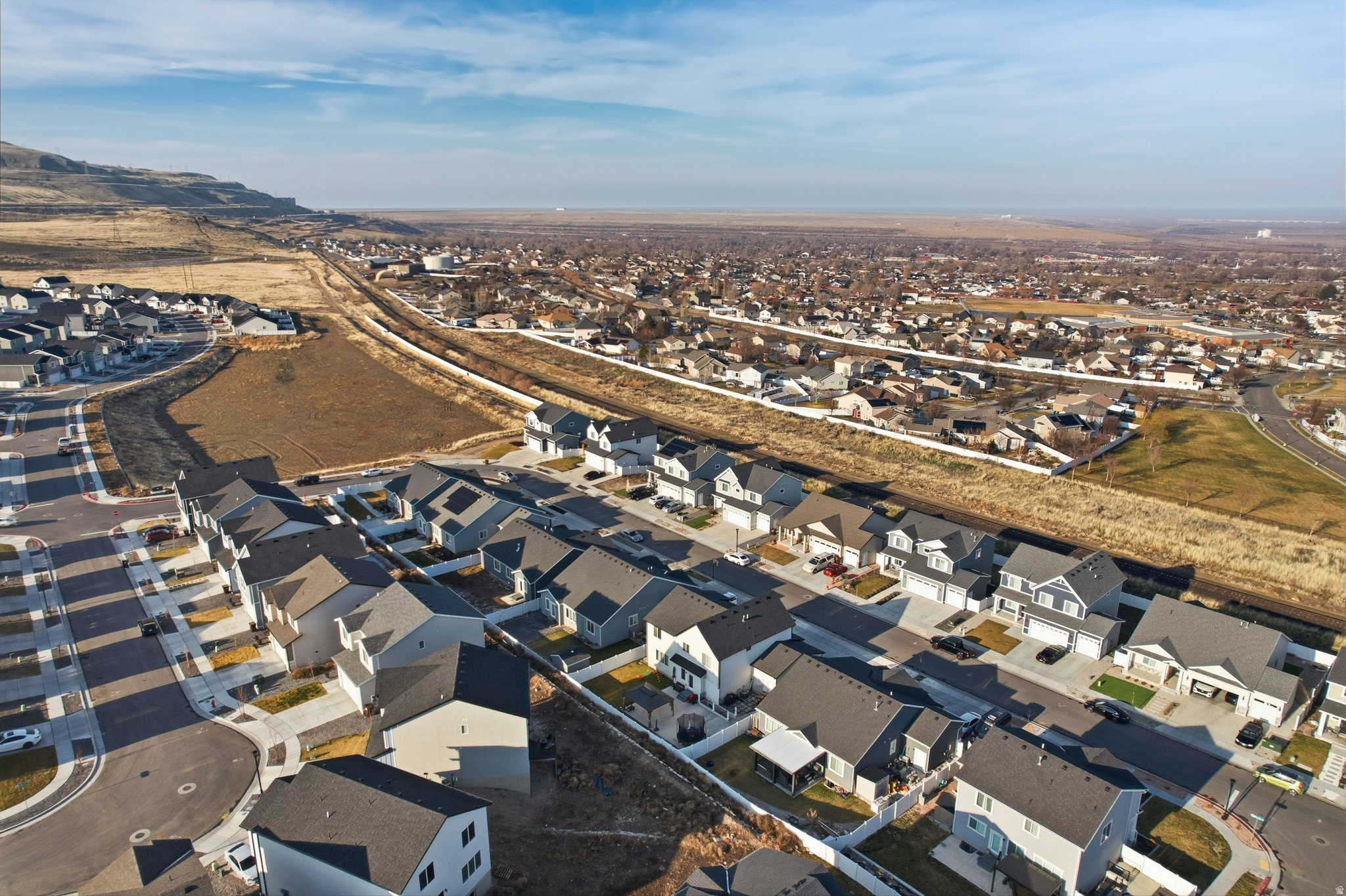 GATEWAY TO LITTLE VALLEY - Residential