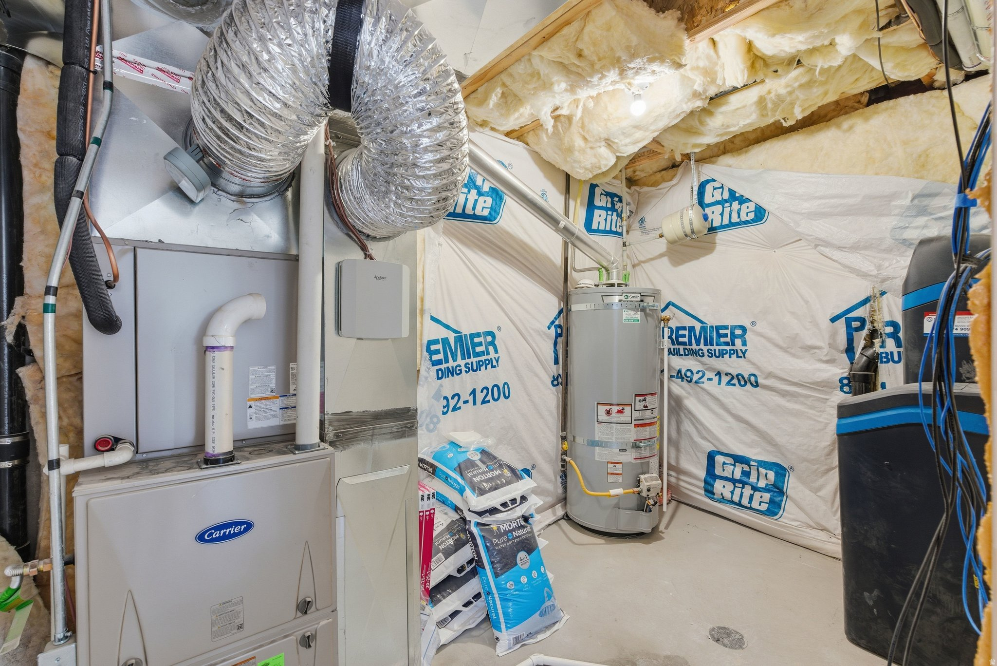 GATEWAY TO LITTLE VALLEY - Residential