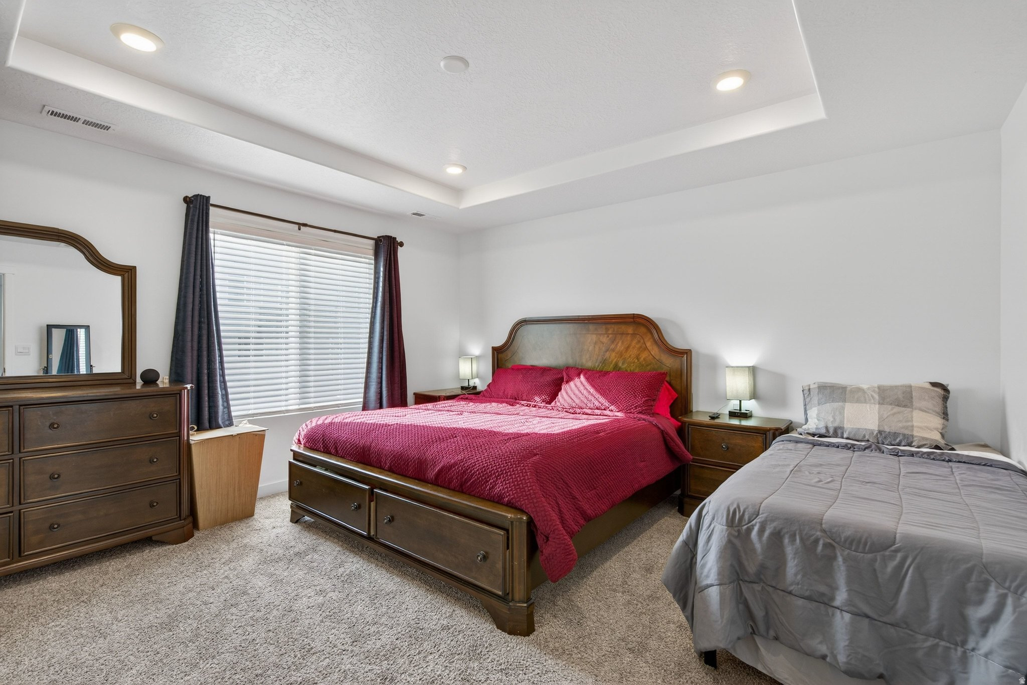 GATEWAY TO LITTLE VALLEY - Residential