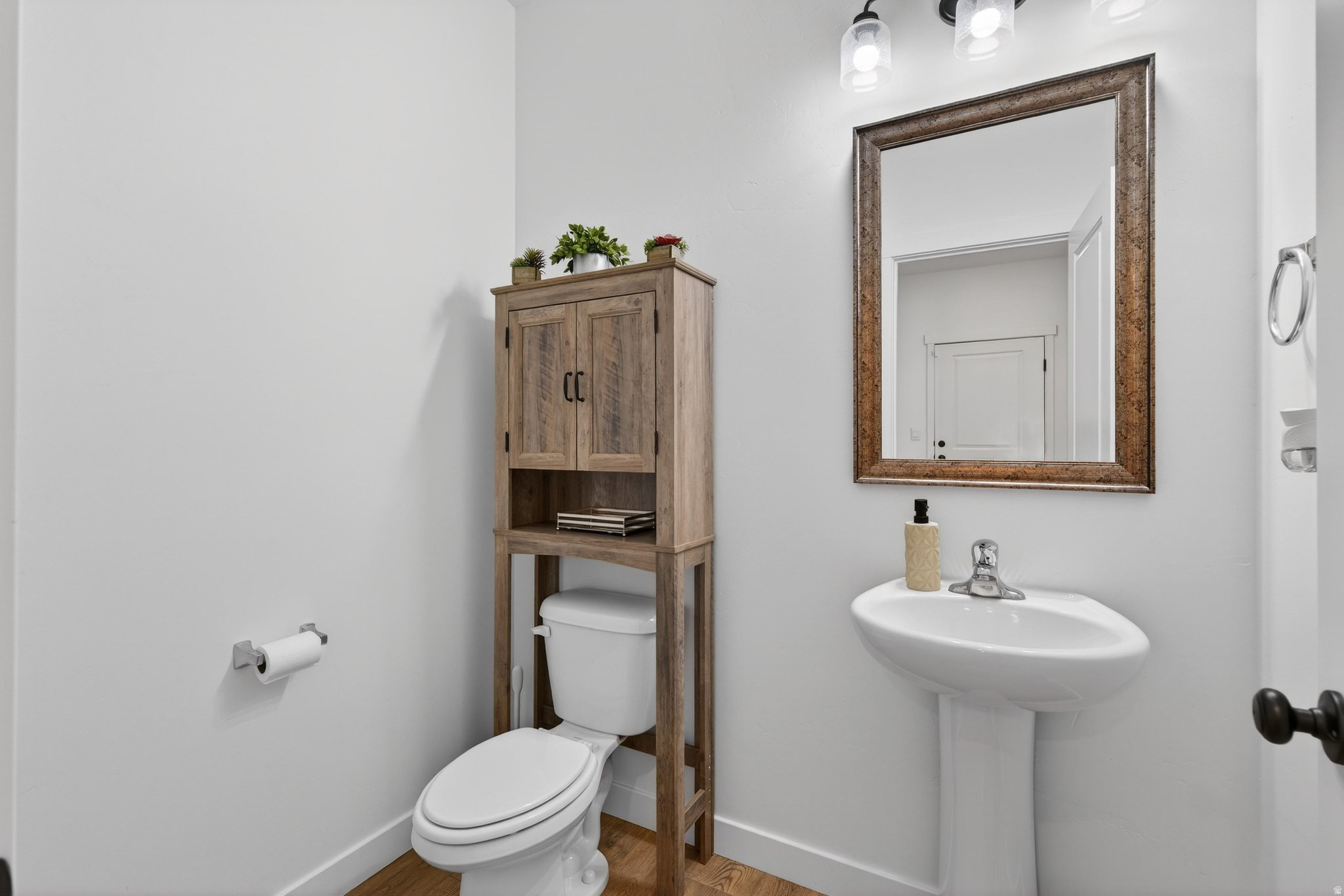 GATEWAY TO LITTLE VALLEY - Residential