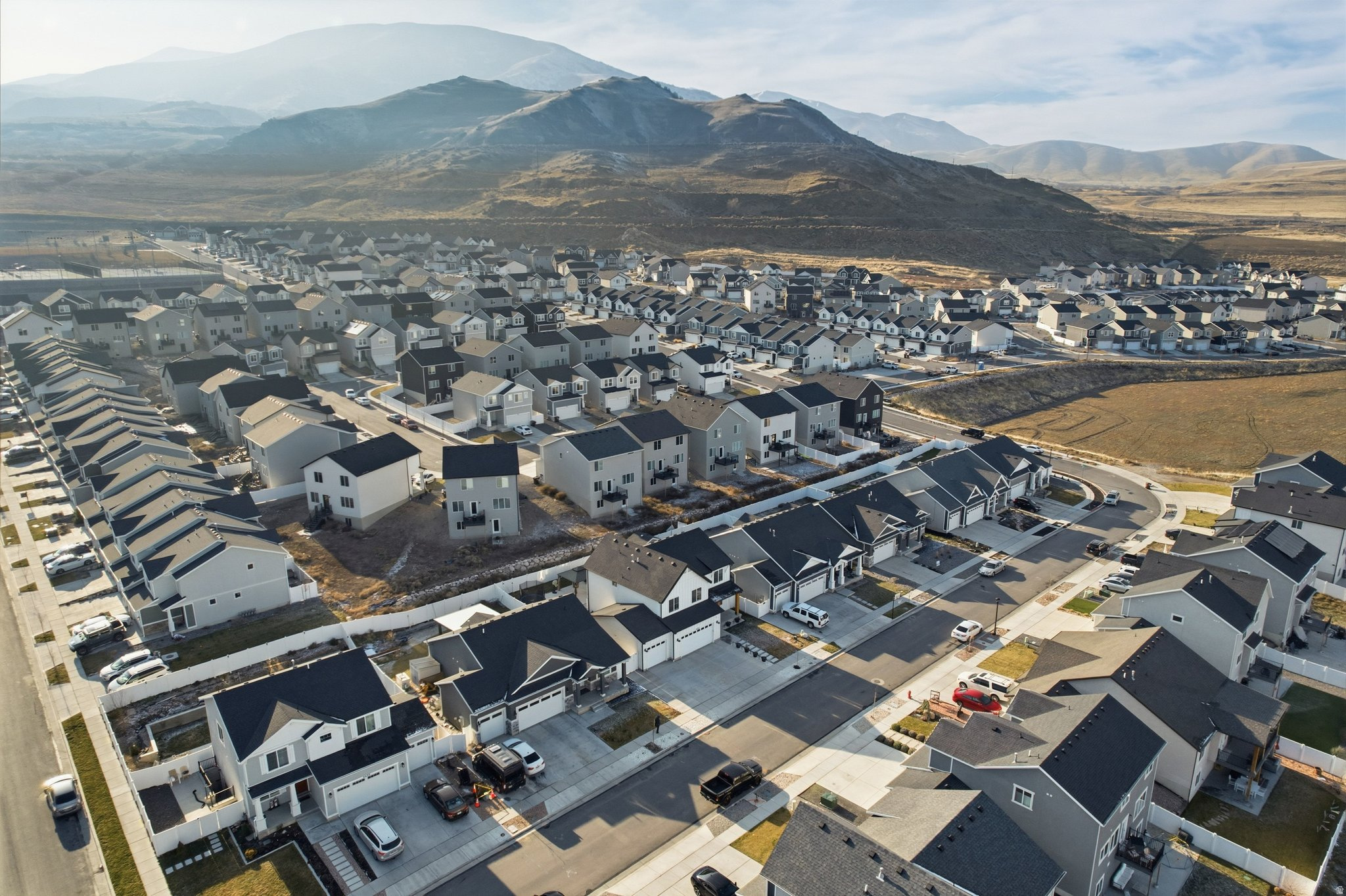 GATEWAY TO LITTLE VALLEY - Residential