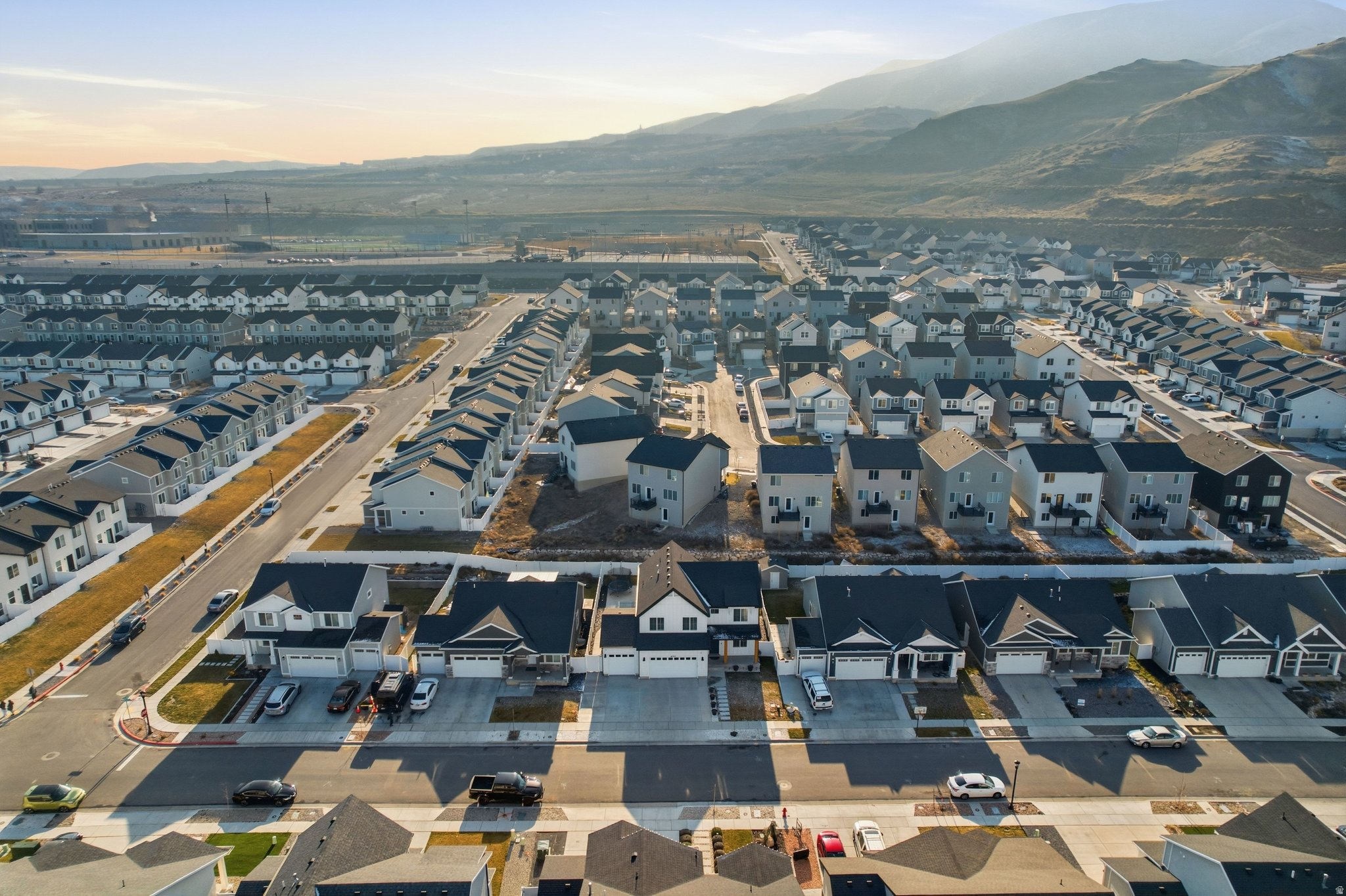 GATEWAY TO LITTLE VALLEY - Residential