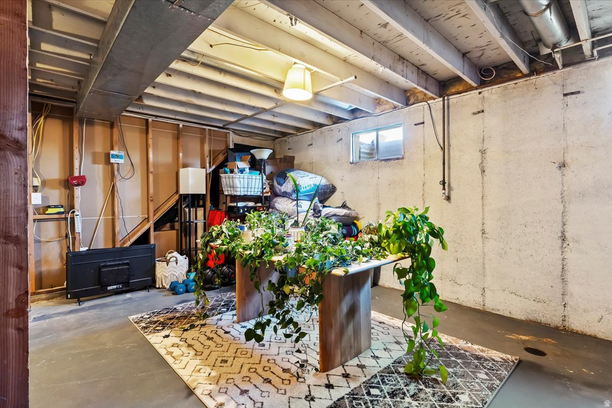 CAMELOT SUB - Residential