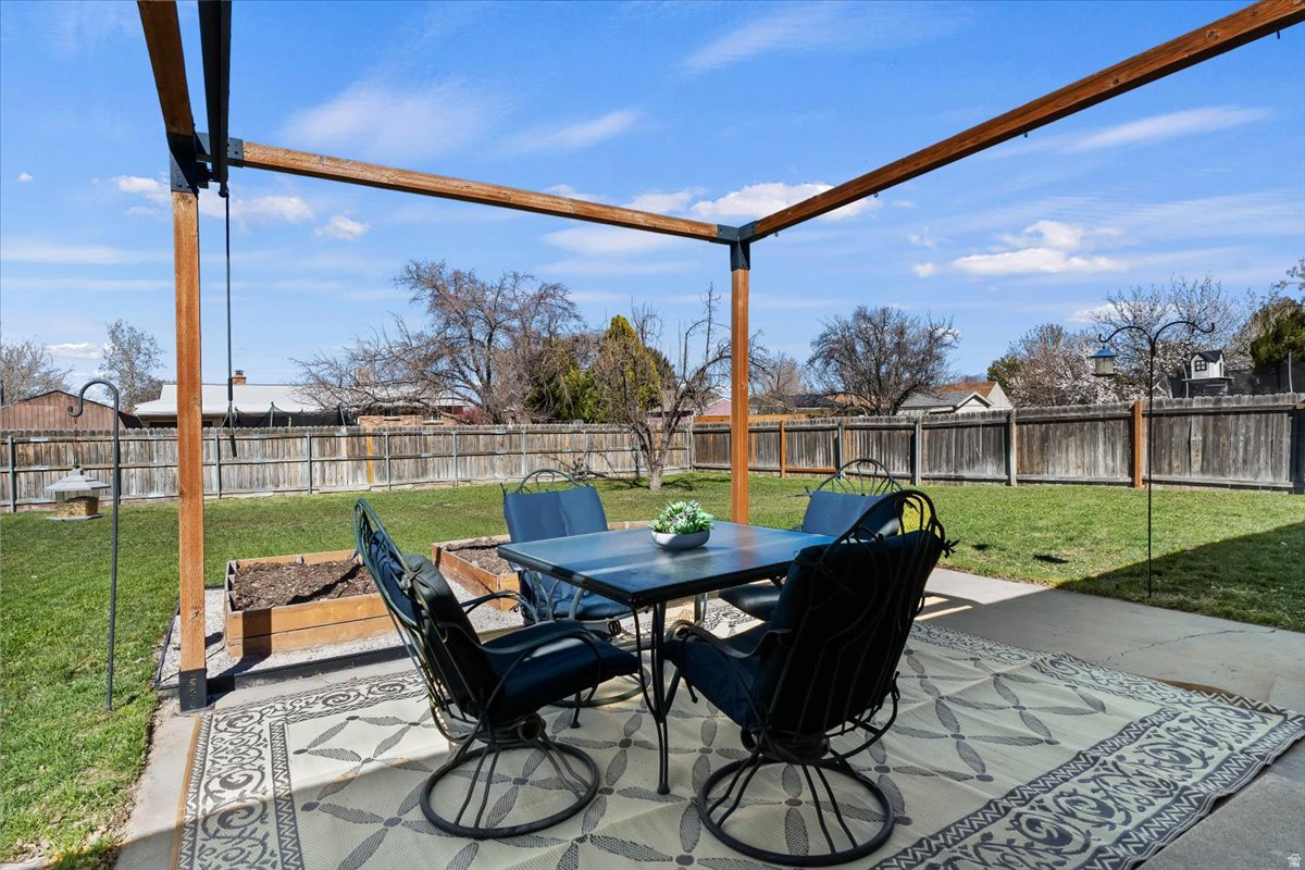 CAMELOT SUB - Residential