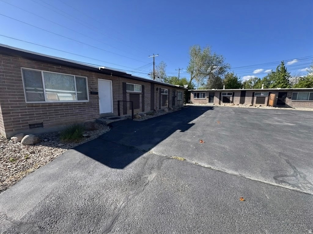 HOMEFIELD SUB - Residential Income