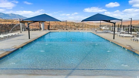 Tiny photo for 1723 S VIEWCREST Dr, Washington, UT 84780 (MLS # 2182085)