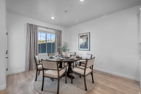 Tiny photo for 1723 S VIEWCREST Dr, Washington, UT 84780 (MLS # 2182085)